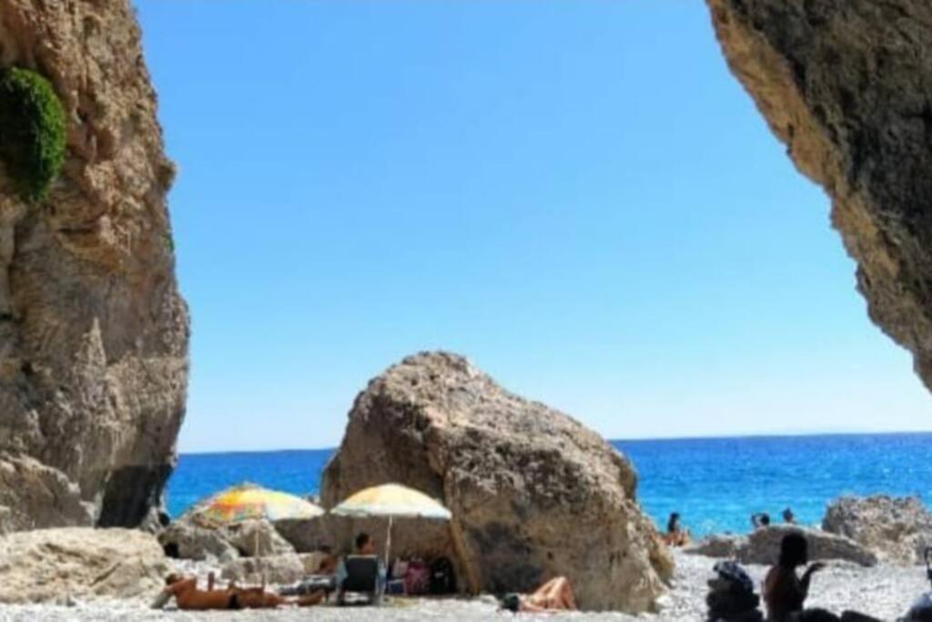 Traditional Villa With Pool In Sfakia Ίμβρος Εξωτερικό φωτογραφία