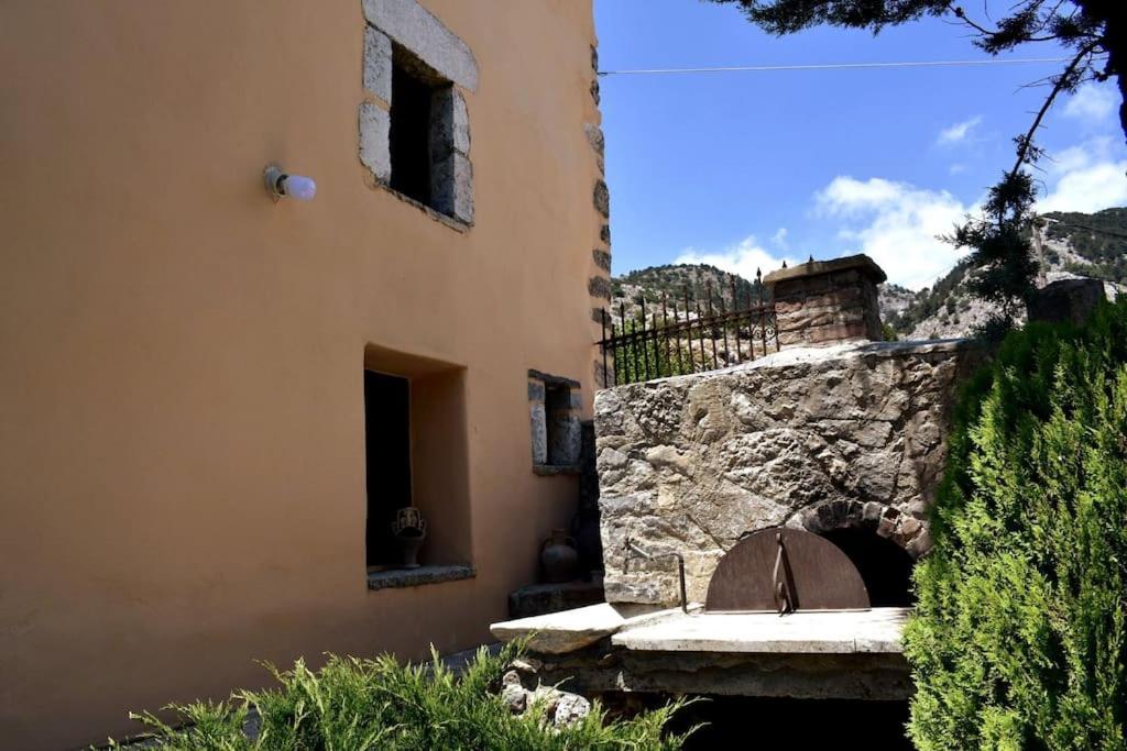 Traditional Villa With Pool In Sfakia Ίμβρος Εξωτερικό φωτογραφία