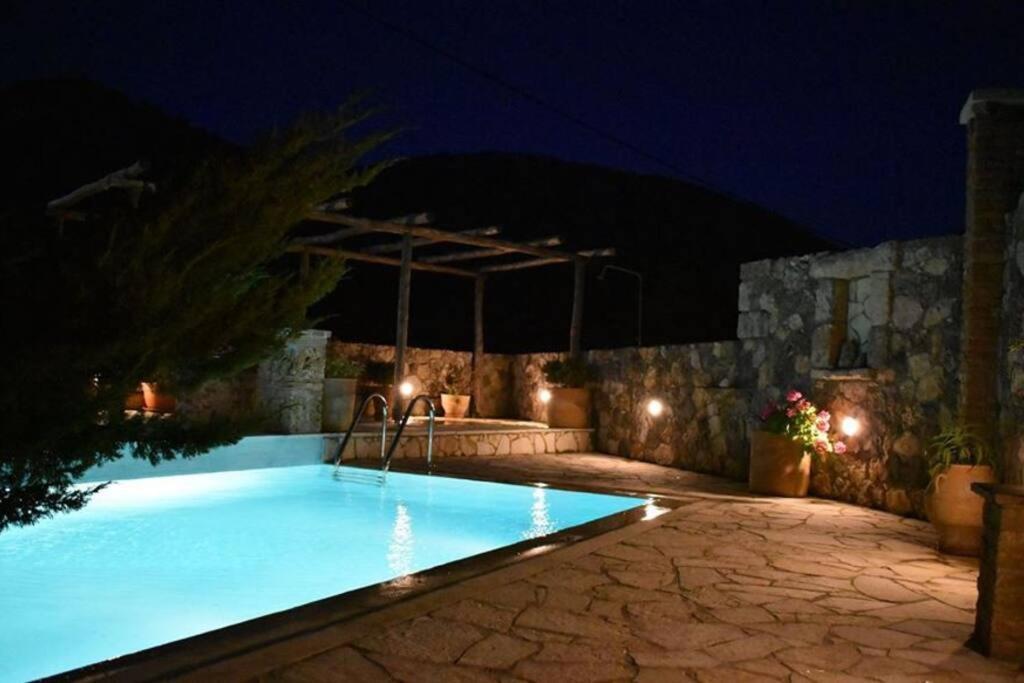 Traditional Villa With Pool In Sfakia Ίμβρος Εξωτερικό φωτογραφία